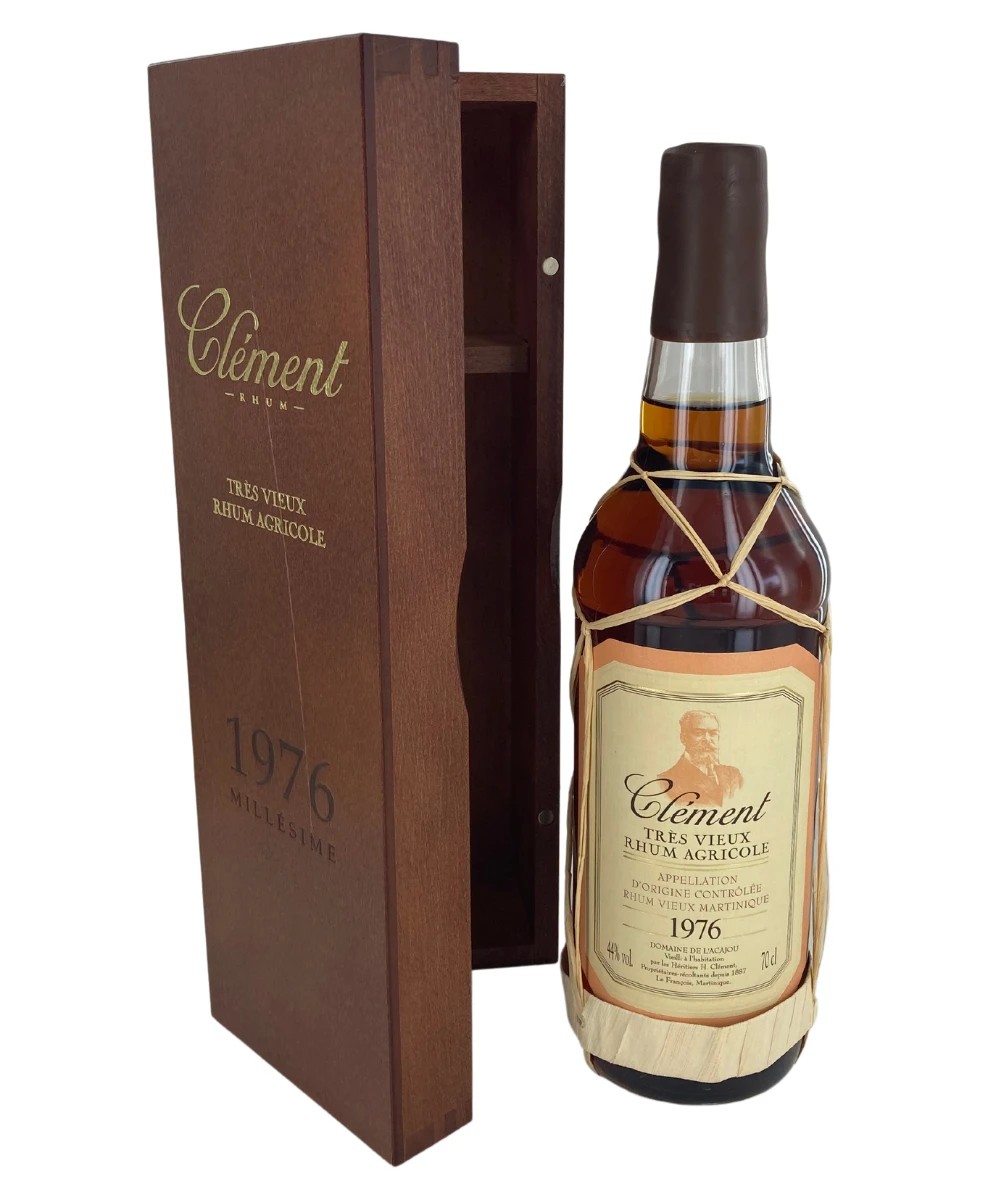 Clément 1976 Très Vieux Rhum Agricole 1 Clément 1976 Très Vieux Rhum Agricole