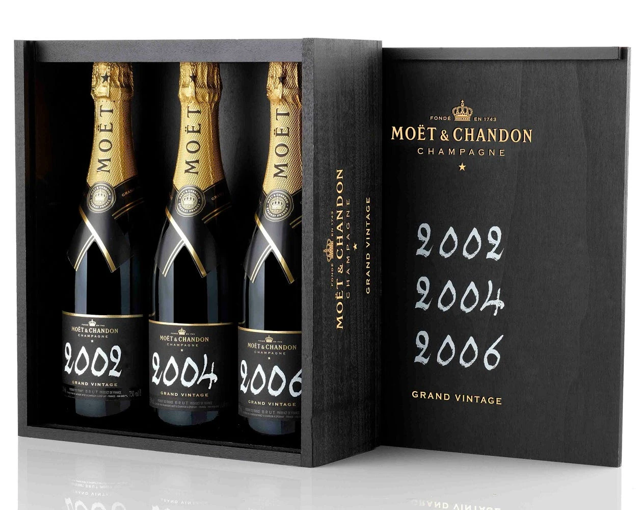 Moët & Chandon Grand Vintage Collection 2002, 2004, 2006 2 Moët & Chandon Grand Vintage Collection 2002, 2004, 2006 - Image 2